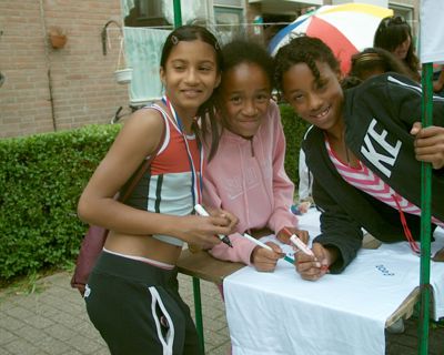 Foto 56 uit kinderspeeldag28_5_8