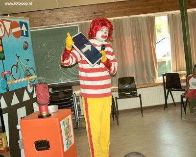 Foto 71 uit RK Regenboogl2