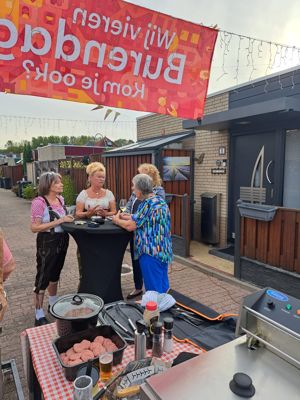 Foto 89 uit X-26-9-26  BURENDAG AAN DE WALBURGPAD BEVERWAARD 