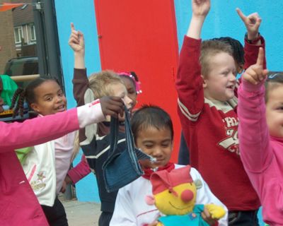 Foto 121 uit schoolsportplein07b.w