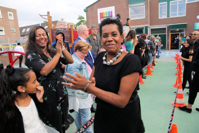 Foto 52 uit RegenboogEindFeest