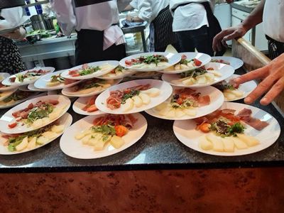 Foto 6 uit Ouderen Gala 6-5-22