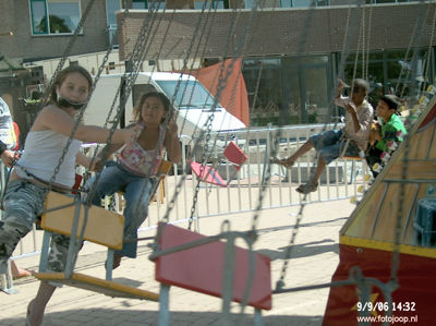 Foto 156 uit wijkparkfeest 2006
