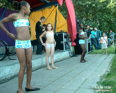 Foto 227 uit wijkparkfeest 2006