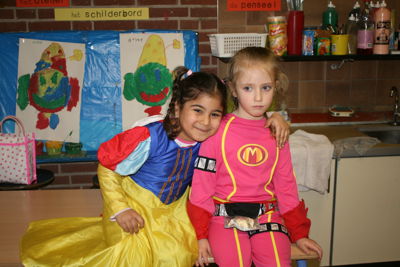 Foto 87 uit RKregenboogcarnaval