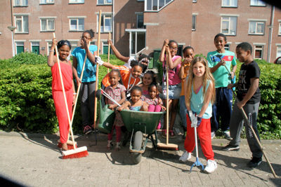 Foto 97 uit Schoonmaakdag20_4_11