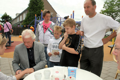 Foto 17 uit RK Regenboog18-06