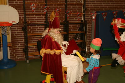 Foto 180 uit Sint-RKRegenboog