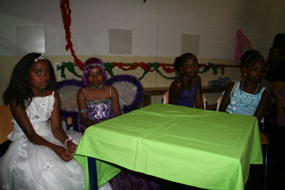 Foto 51 uit Miss Verkiezing Focus