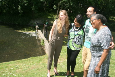 Foto 19 uit FotoshootKledingbank