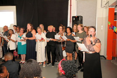 Foto 101 uit RegenboogEindFeest