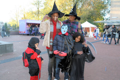 Foto 221 uit HalloWeen27-10-12