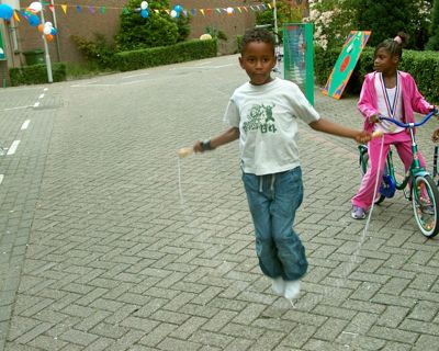 Foto 46 uit kinderspeeldag28_5_8