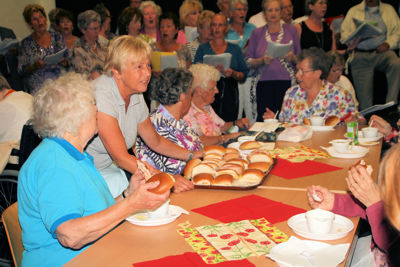 Foto 66 uit Ouderen4Daagse8_6