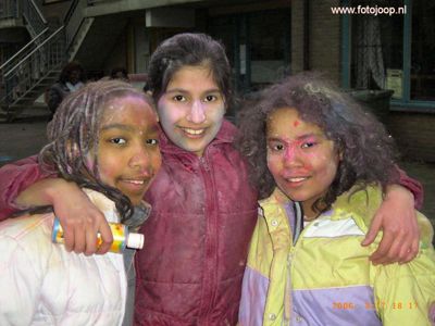 Foto 7 uit holi feest 2006 b.w