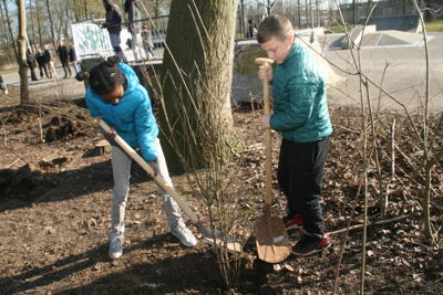 Foto 39 uit Boomplantdag16-3