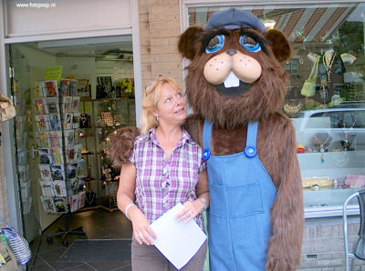 Foto 79 uit geboorte bever 4_6_8