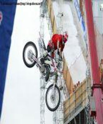 Foto 104 uit big air snowboarden