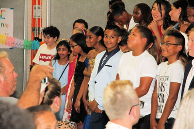 Foto 94 uit RegenboogEindFeest