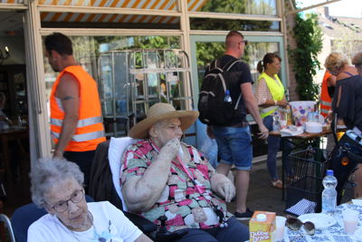 Foto 285 uit Ouderen4Daagse2018