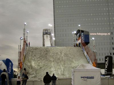 Foto 31 uit big air snowboarden