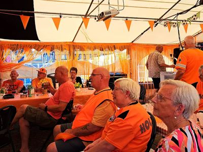 Foto 60 uit X-Oranje Gevoel in DE Beverwaard 2026 Geplaatst 24-5-26 en 14-6 Nederland-Japan.