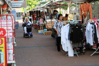 Foto 2 uit Rommelmarkt11-08