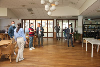 Foto 12 uit Tekenen Humanitas