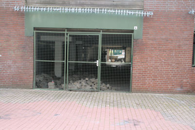 Foto 3 uit WoonBron Garage's