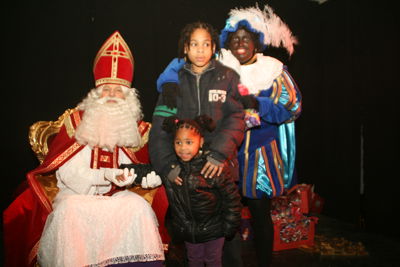 Foto 143 uit Sinterklaas30-11-12