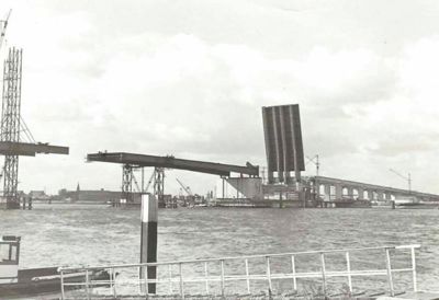 Foto 468 uit BRIENENOORDBRUG