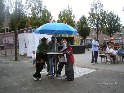 Foto 120 uit zomercarnaval 2005