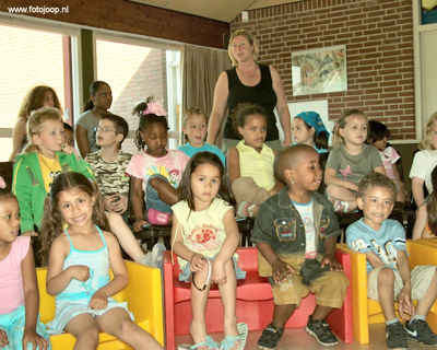 Foto 64 uit RK Regenboogl2