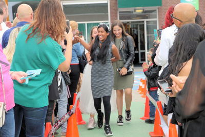 Foto 14 uit RegenboogEindFeest