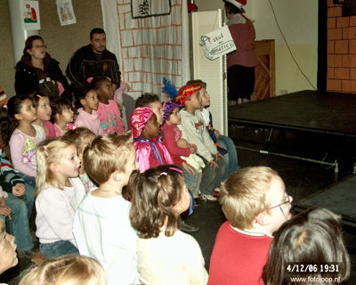 Foto 184 uit sinterklaas 2006 new