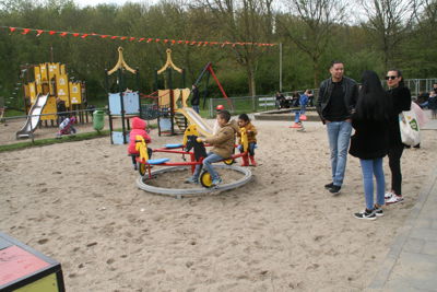 Foto 70 uit 27-4-17 Koningsdag
