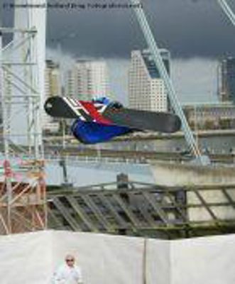 Foto 13 uit big air snowboarden