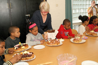 Foto 41 uit PaasBrood Versieren