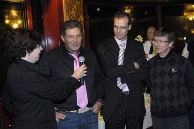 Foto 4 uit Ondertekening.06.bw