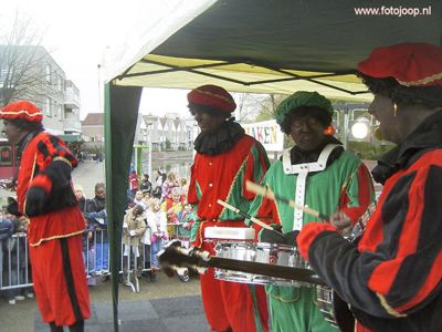 Foto 138 uit sinterklaas2005