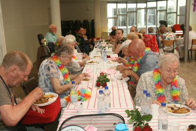 Foto 385 uit Ouderen4Daagse2017