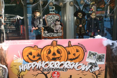 Foto 115 uit HALLOWEEN2016