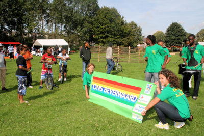 Foto 317 uit Wijkfeest-Braderie