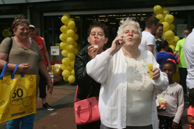 Foto 50 uit Zeeman50Jaar3-6-17