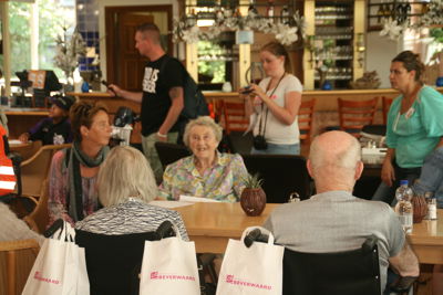 Foto 13 uit Ouderen4Daagse2016