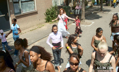 Foto 143 uit carnaval 2006 b.w