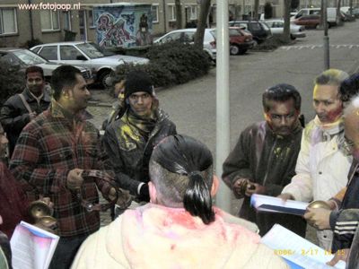 Foto 62 uit holi feest 2006 b.w