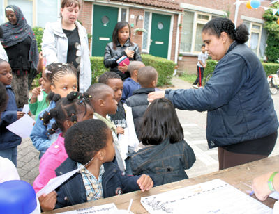 Foto 98 uit Straatspeeldag10_6