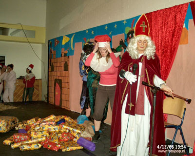 Foto 221 uit sinterklaas 2006 new