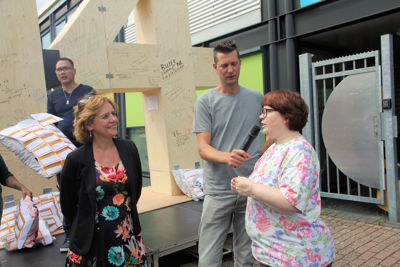 Foto 56 uit Petitie Apotheek11-6